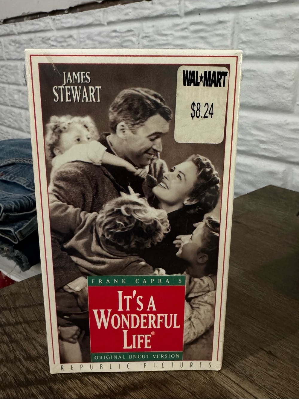 NEW “It's a Wonderful Life" VHS Movie 2000 Factory Sealed Original Uncut Version
